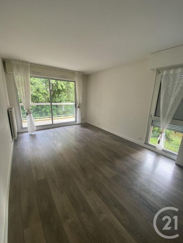 Appartement F2 à louer - 2 pièces - 52.94 m2 - BESANCON - 25 - FRANCHE-COMTE - Century 21 Chaprais Immobilier